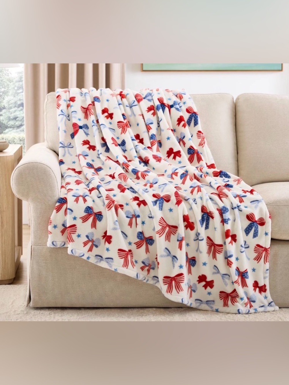 Member’s Mark Red & Blue Bow Star Lounge Throw 60” x 70” Blanket - Brand New